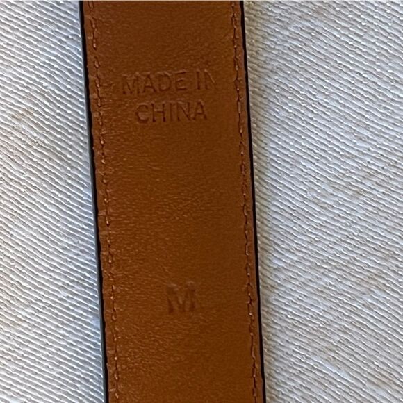 Ralph Lauren skinny black leather belt, size M, 36” excellent preowned condition - Picture 5 of 10